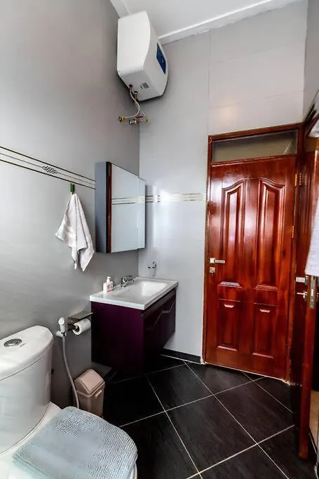 Cozy 1 Bedroom Apartment Near Shopping Malls, Commonwealth Resort Munyonyo Kampala