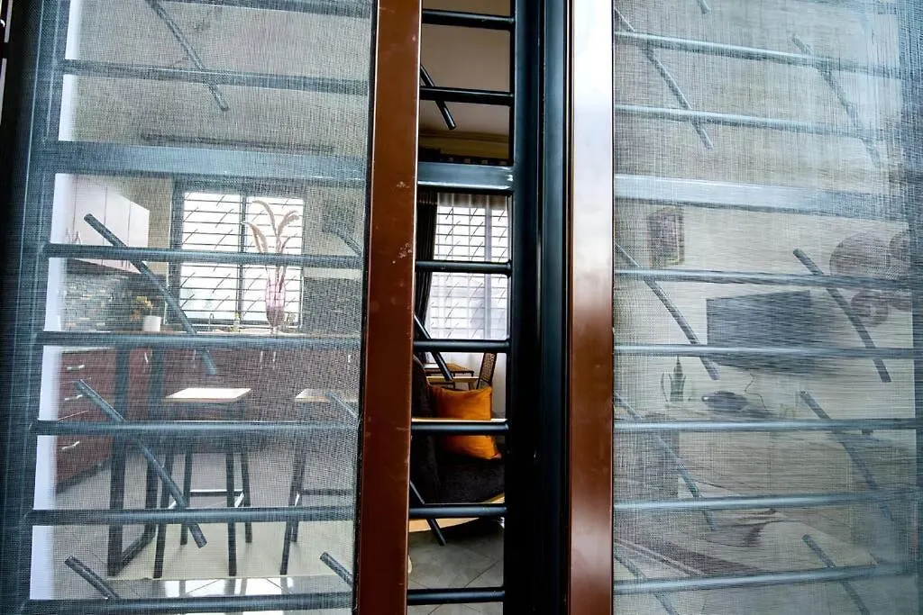 Cozy 1 Bedroom Apartment Near Shopping Malls, Commonwealth Resort Munyonyo Kampala